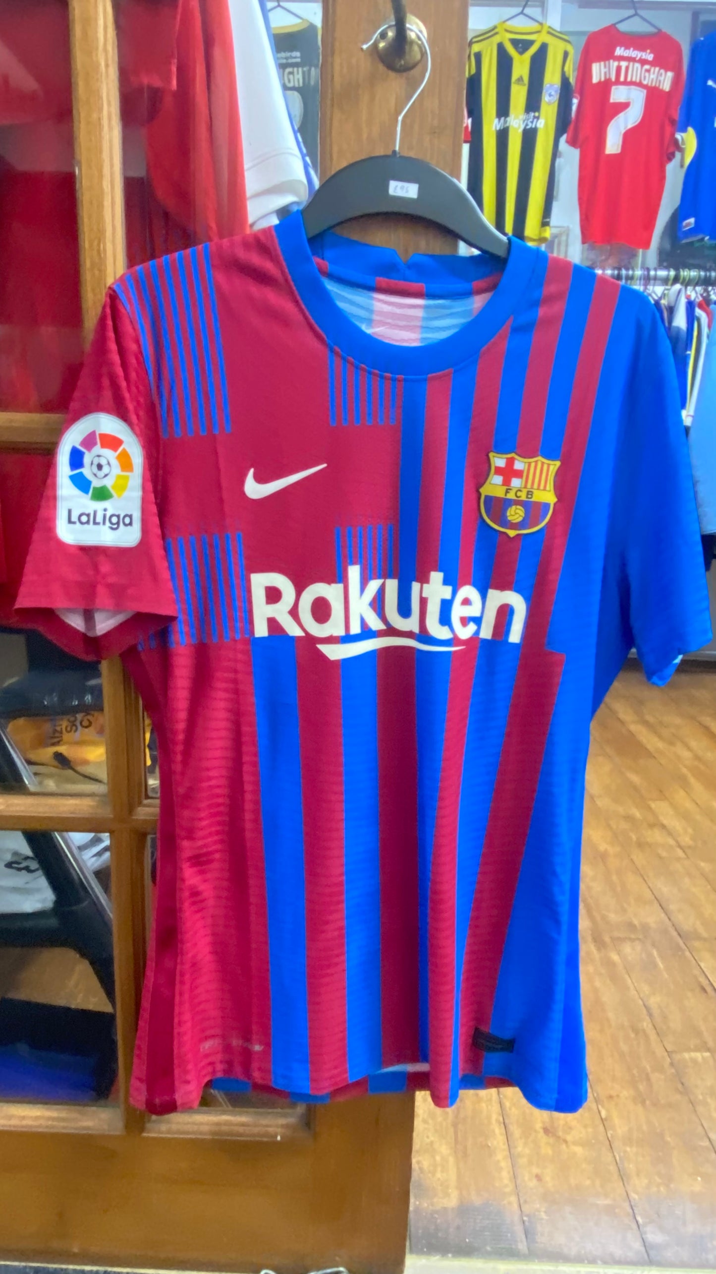 Barcelona Home 21/22 Match Issue Nike L